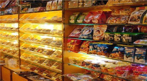 休閑零食店設(shè)計(jì)裝修