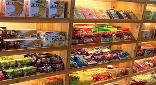 休閑零食店設(shè)計(jì)裝修