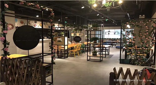 寶龍煙花三月初相遇餐飲店設(shè)計裝修